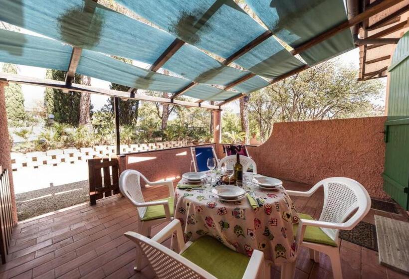 استودیو خانوادگی, Gavila's Residenza Turistico Alberghiera