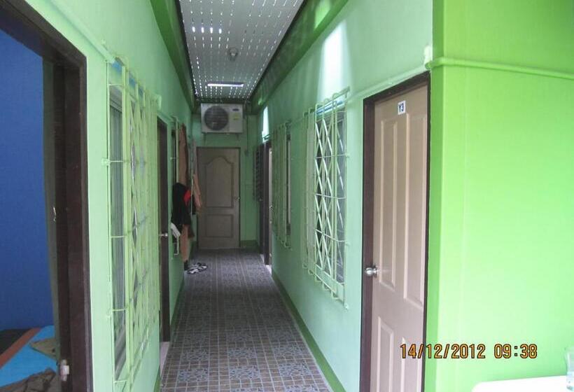 Номер Стандарт, Popeye Guesthouse