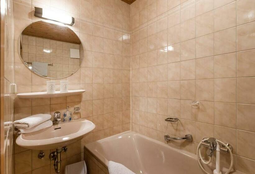 Апартаменты 1 Спальня с Террасой, Gästehaus Gerti