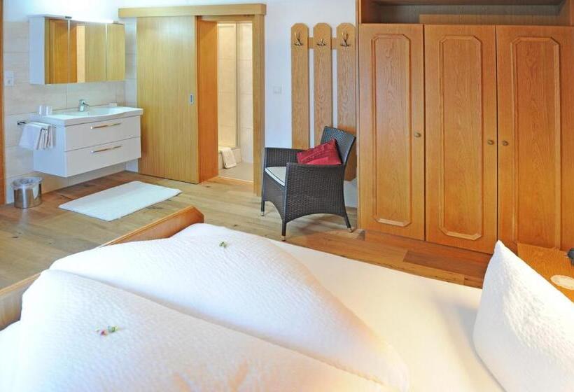 Номер Стандарт с Балконом, Pension Olympia