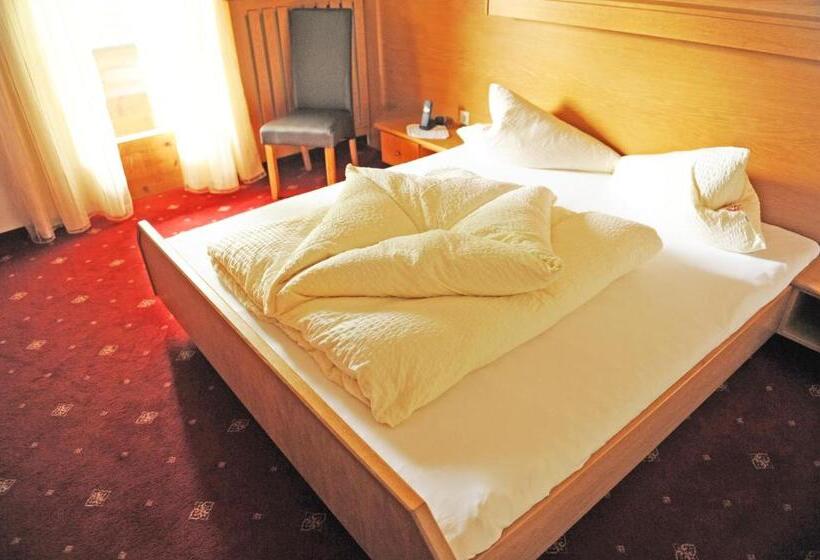 Номер Стандарт с Балконом, Pension Olympia