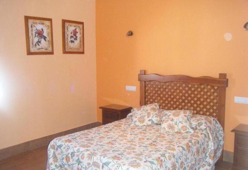 Семейный Номер, Hostal Muriel
