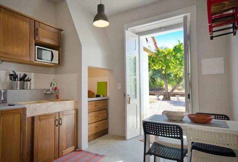 Апартаменты 2 Спальни, Train Spot Guesthouse