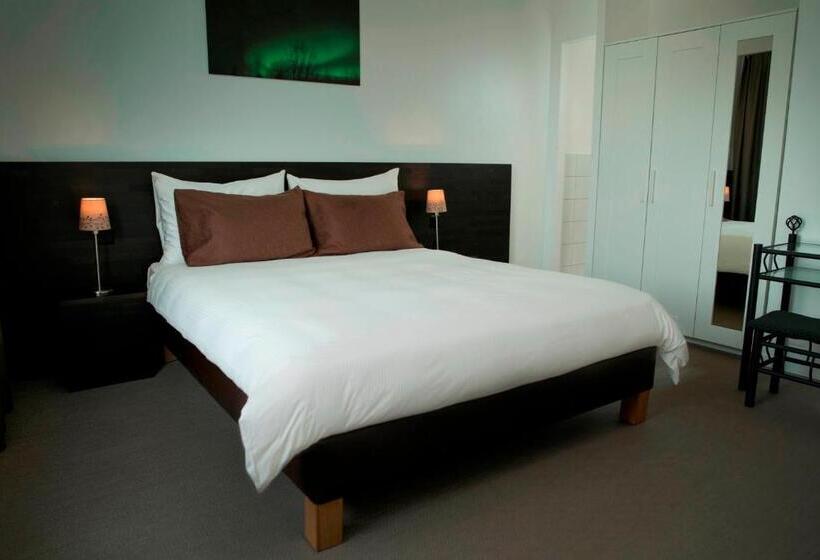Полулюкс, Apart Hotel 46a