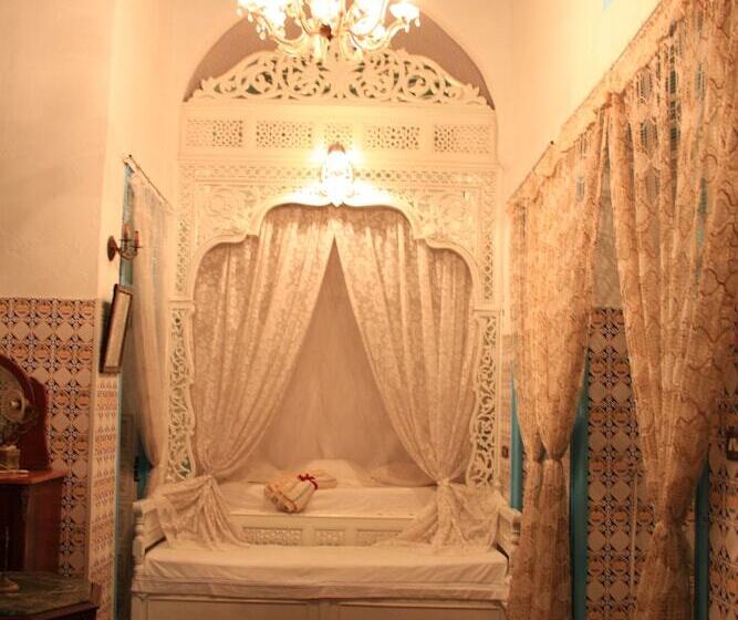 سوییت, Dar Hassine Allani