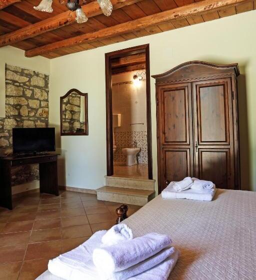 اتاق استاندارد چهار تخته, Agriturismo Tenute Pollara