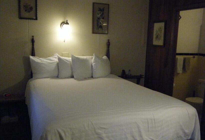 Номер Стандарт, Harbor Haus Inn & Suites