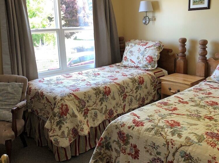 חדר סטנדרט, Shining Waters Country Inn