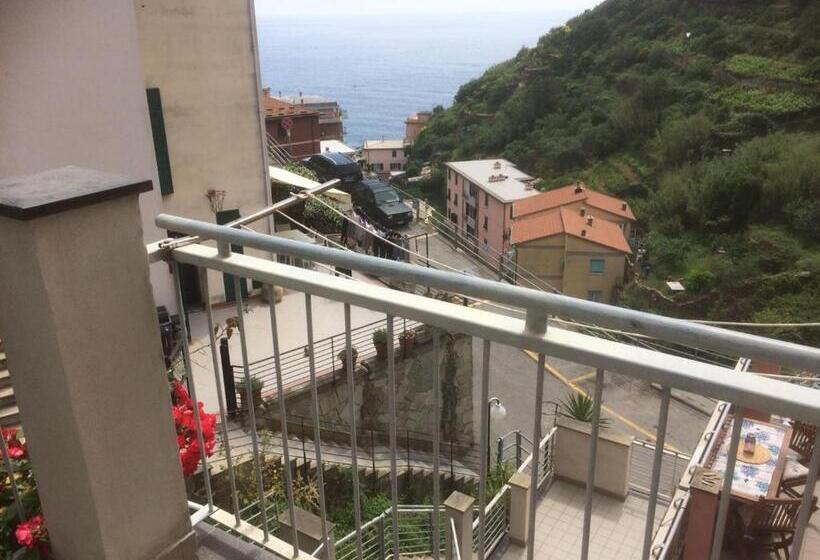 سوییت جونیور با چشم‌انداز دریا, In Tracastello   Air Cond   Parking Not Included
