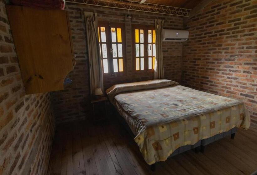 패밀리 방갈로, Hostal Canela