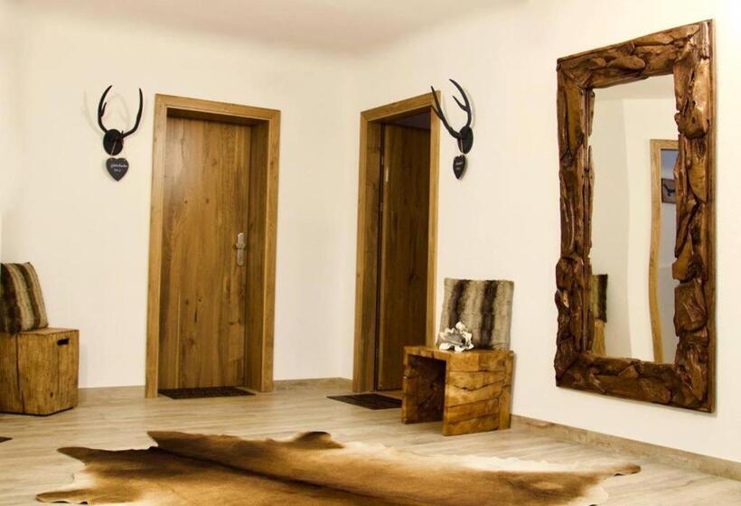 Апартаменты 2 Спальни, Apartments Mooshof