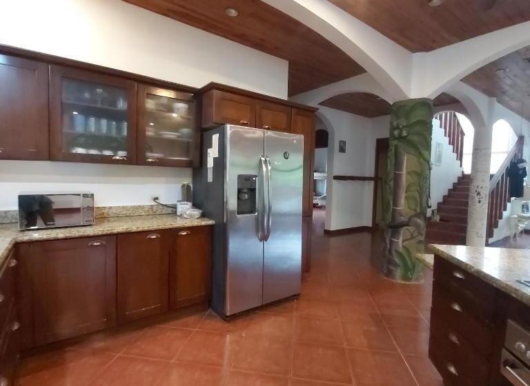 Дом 3 Спальни, Casa Alice Marbella Lodge