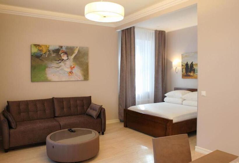 آپارتمان 1 خوابه با بالکن, Myapartments