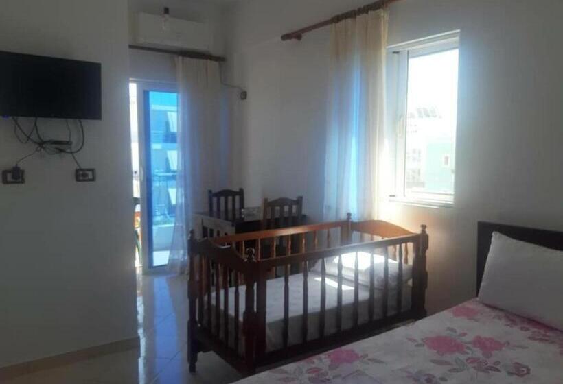 Classic room with balcony, Vila Ester
