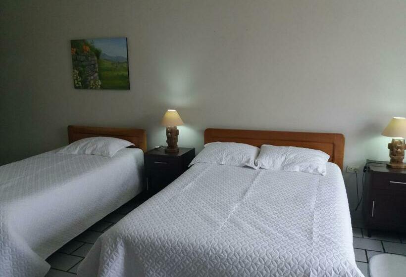 Номер Стандарт 2 Двуспальные Кровати, Las Orquídeas Hotel 3 Estrellas