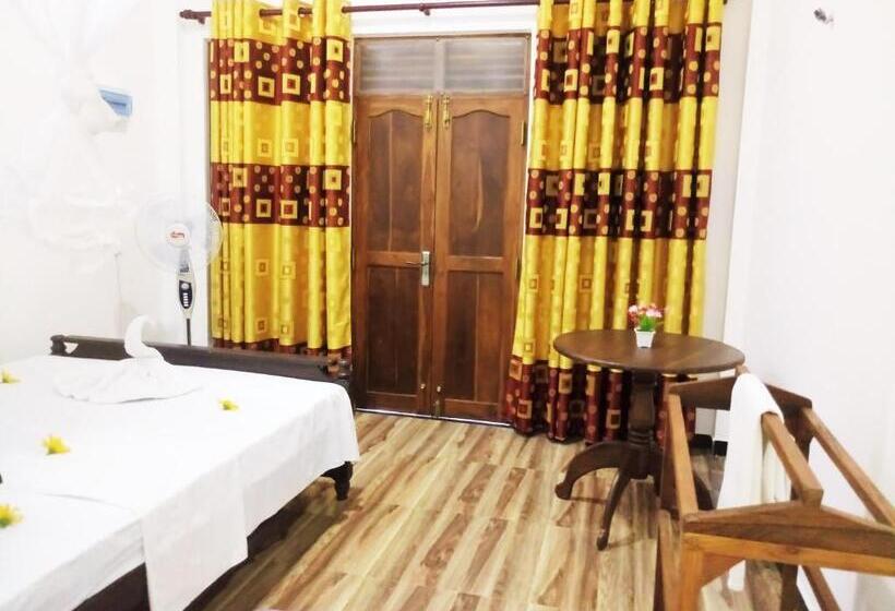 اتاق استاندارد با تخت بزرگ, Sunny Side Villa