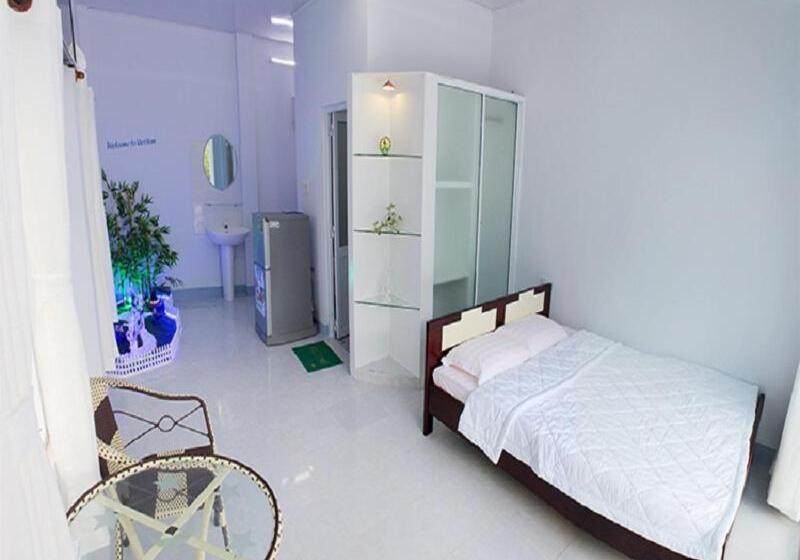 اتاق استاندارد با چشم‌انداز باغ, Nostress Guest House
