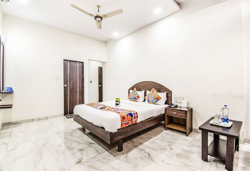 Номер Deluxe, Fabhotel Sahara Inn