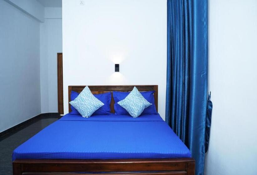 Номер Deluxe Одноместный, Theevanni Resort