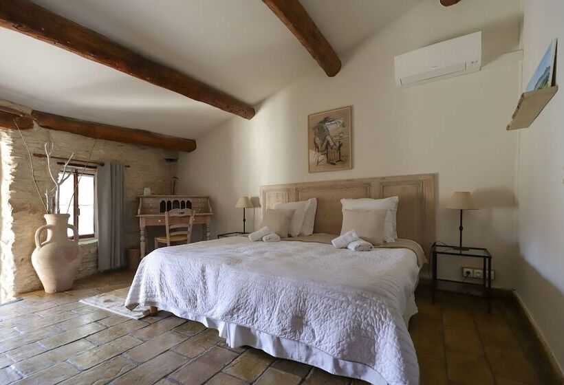 اتاق لوکس, La Ferme De La Huppe