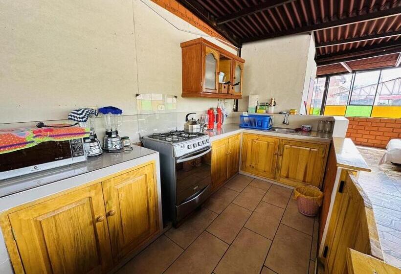 اتاق استاندارد, Dream House B&b