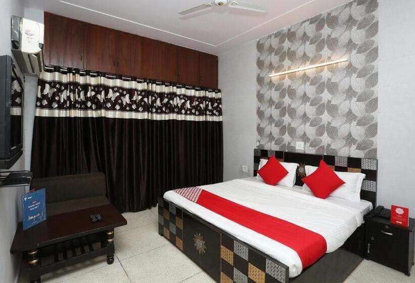غرفة كلاسيكية ثلاثية, Oyo 29268 White Arcade