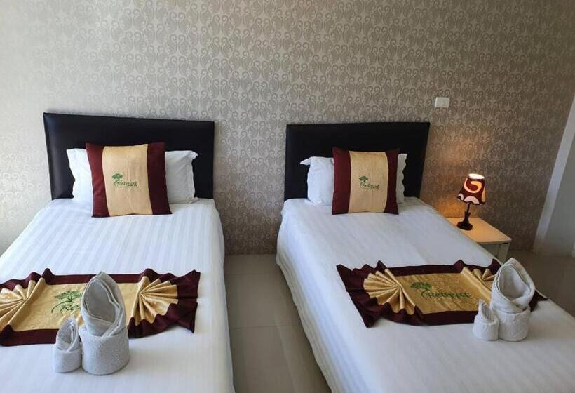 Номер Superior Вид на Бассейн, Retreat Resort Pattaya