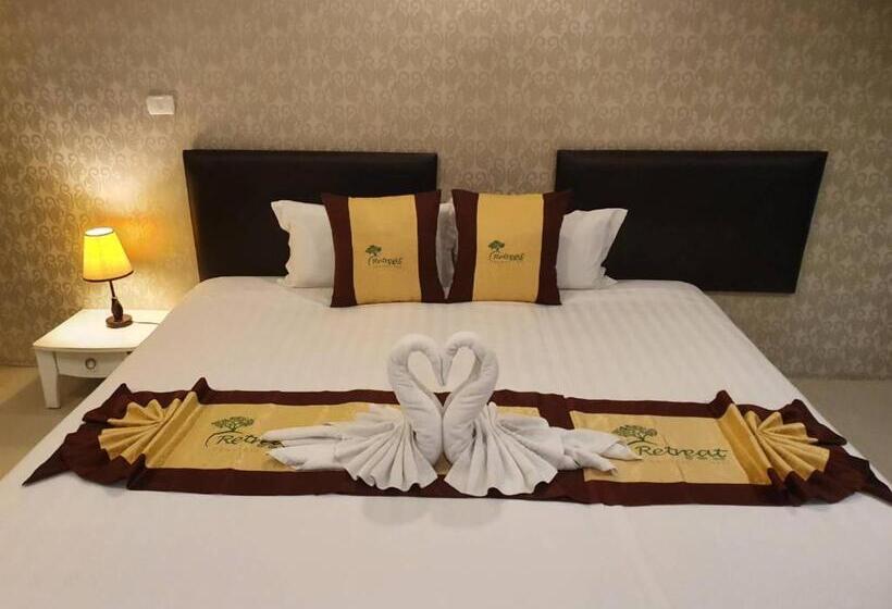 Номер Superior Вид на Бассейн, Retreat Resort Pattaya
