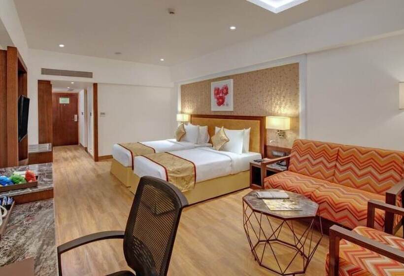 Номер Стандарт, The Fern Residency, Satara Maharashtra
