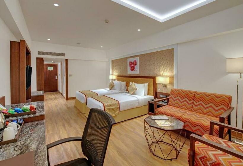 Номер Стандарт, The Fern Residency, Satara Maharashtra