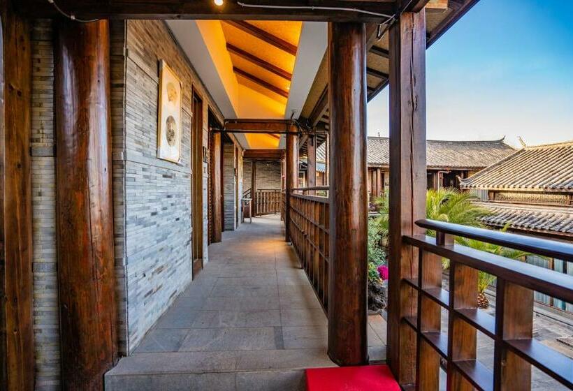 Номер Стандарт с Балконом, 丽江束河元年别院 Yuannian Lijiang