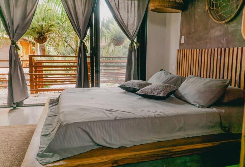 디럭스 룸, Villa Eden Palomino