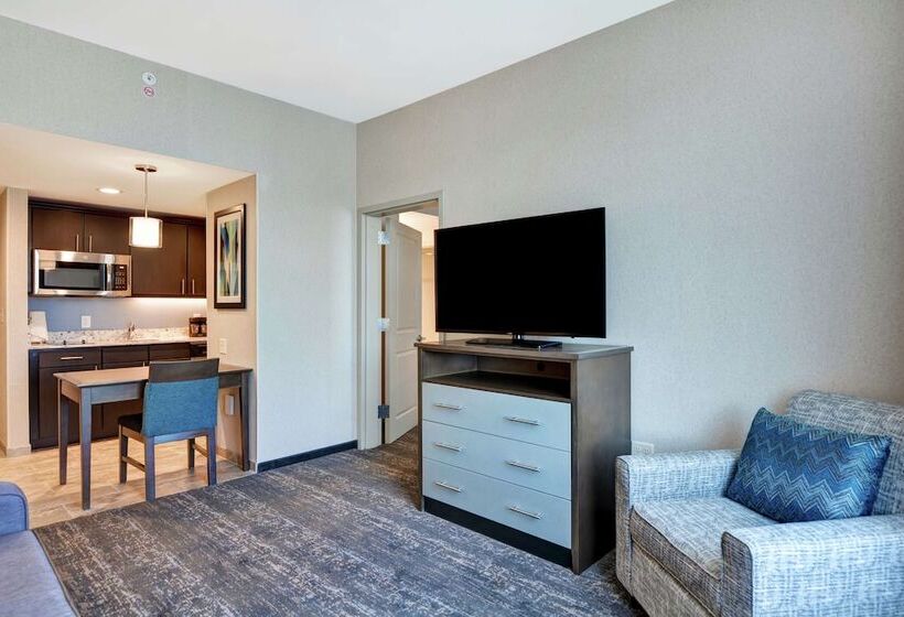 Люкс 2 Спальни, Homewood Suites By Hilton Poughkeepsie