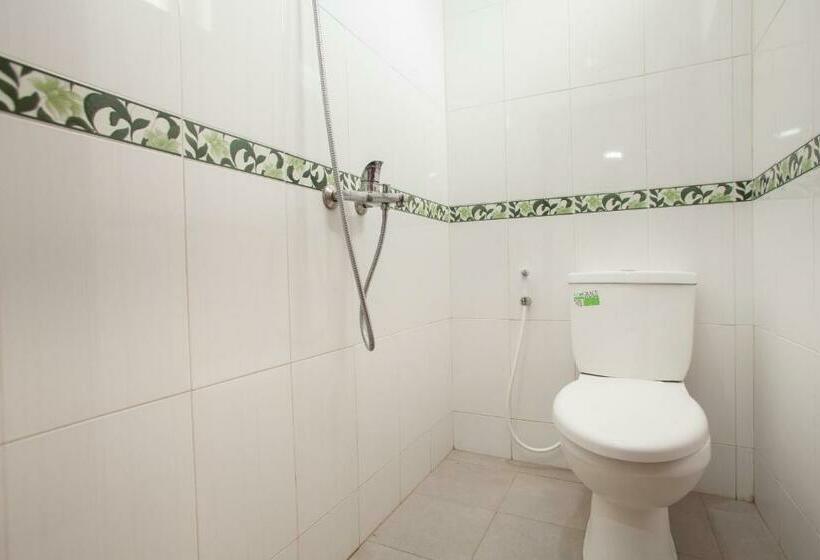 Номер Стандарт, Reddoorz @ Panglima Sudirman Probolinggo