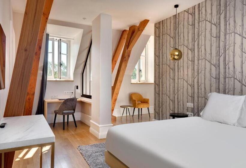 带大床的豪华间, Alexandra Palace  La Maison Younan