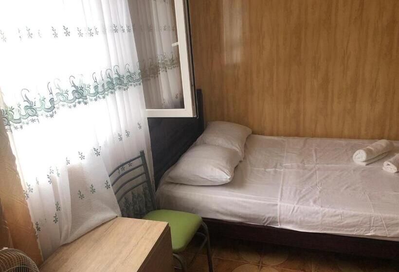 اتاق استاندارد, Guest House Guram