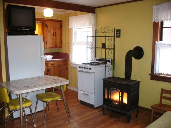 家庭洋房, Phoenicia Lodge