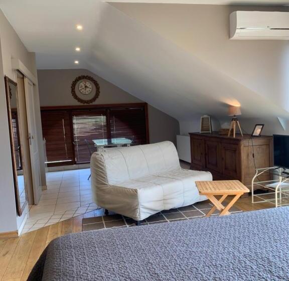 اتاق سوپریور, La Ferme Des Eglantines