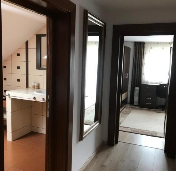 Family Suite, Dor De Munte