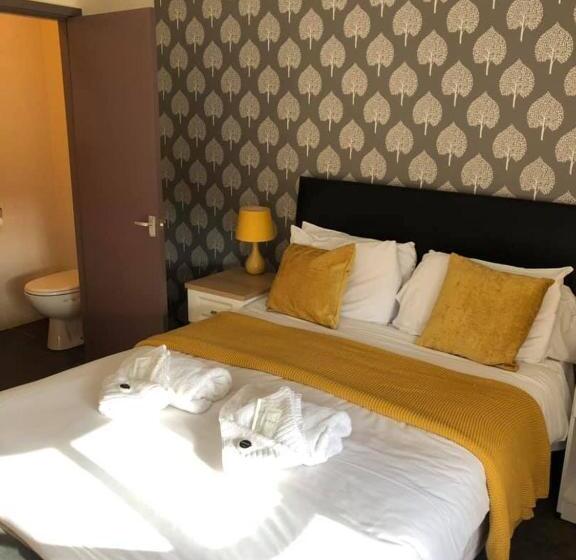 Номер Стандарт, Minworth Lodge