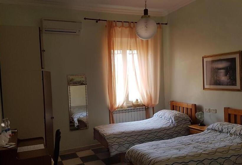 Quarto Estandar, Guest House Il Nido