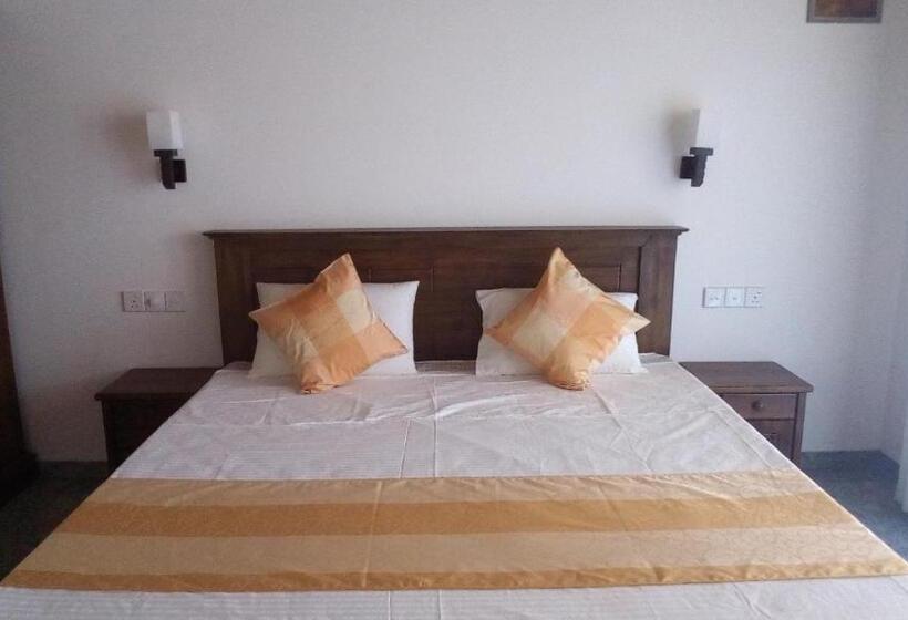غرفة ديلوكس مطلّة علي البحر مزوَّدة بشُرفة, Turtle Paradise Villa