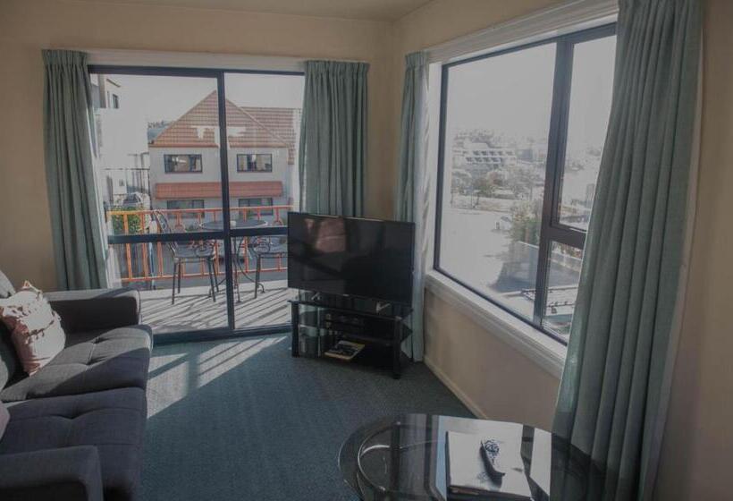 스위트, Panorama Motor Lodge