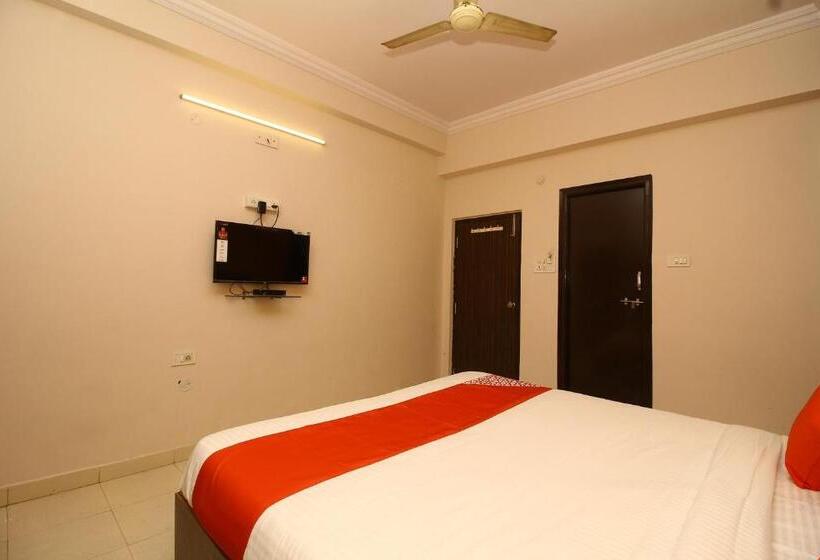 غرفة ديلوكس ثلاثية, O Nav Bharath Residency