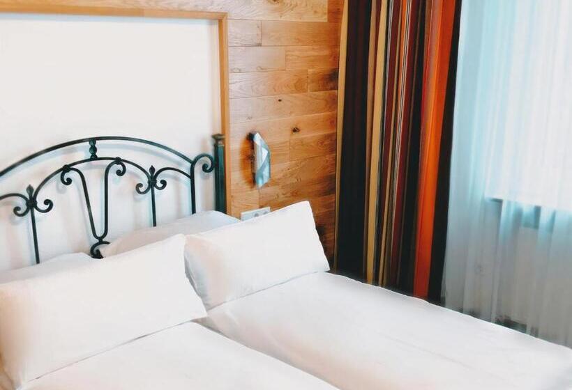 Номер Стандарт Индивидуальный, Donauhotel Ingolstadt