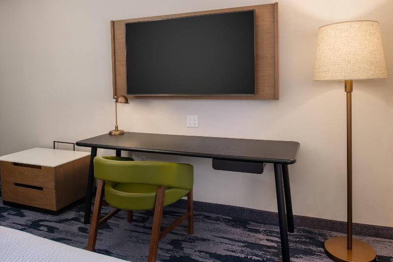 스위트 킹사이즈 침대, Fairfield Inn & Suites By Marriott Wenatchee