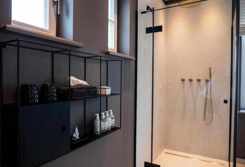 Номер Deluxe, Alpenloge Design