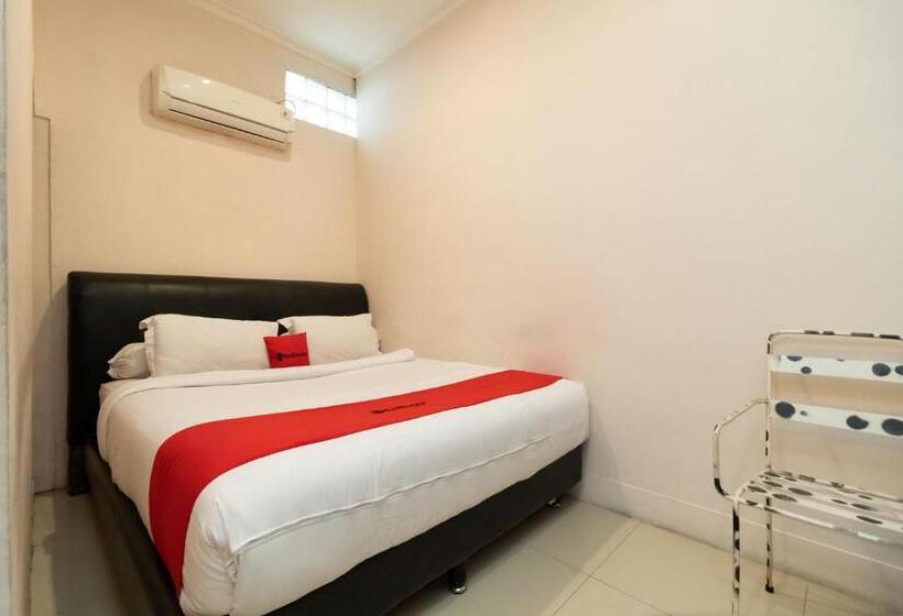 스탠다드 룸, Reddoorz At Fella Homestay Medan