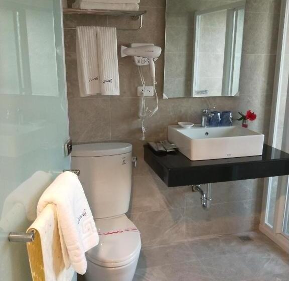 اتاق استاندارد با چشم‌انداز باغ, Full Moon Resort