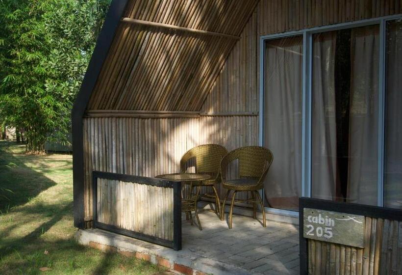 디럭스 코티지, Dbambookamp Desa Wisata Ekang